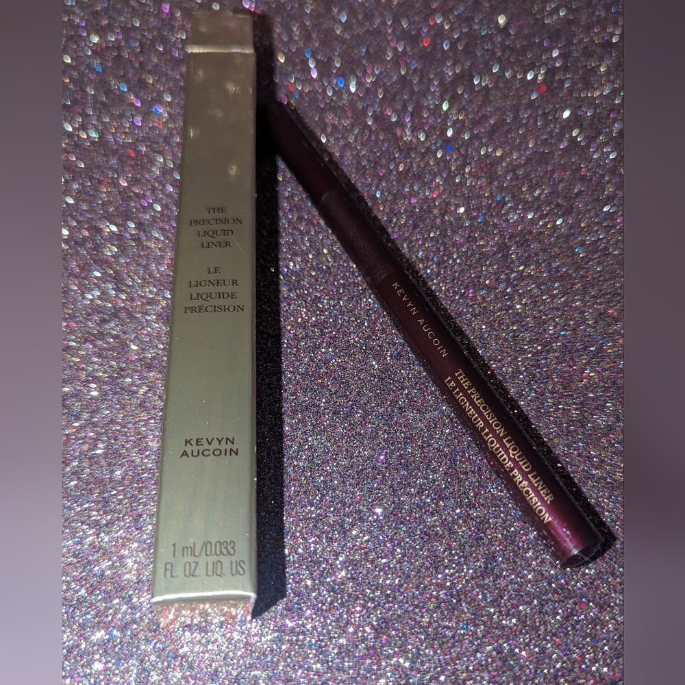 Black Kevin Aucoin The Precision Liquid Liner Eyeliner